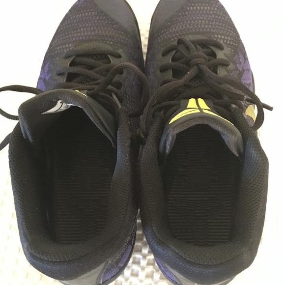 nike mamba rage lakers away